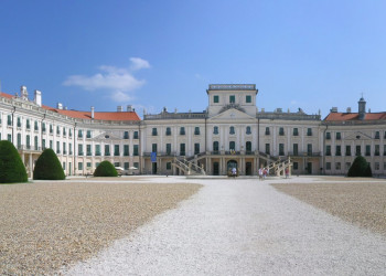 Дворец Эстерхази. Венгрия. Фото 12 – фотографии Венгрии