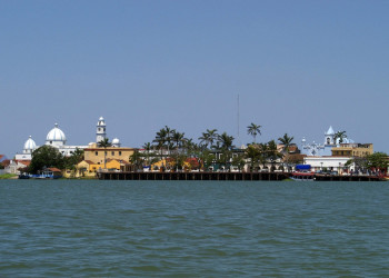 Набережная в Тлакотальпан, Мексика. Фото 4 – фотографии Мексики