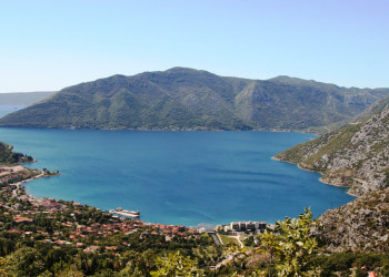 Побережье в Рисан, Черногория. Фото 3 – фотографии Черногории