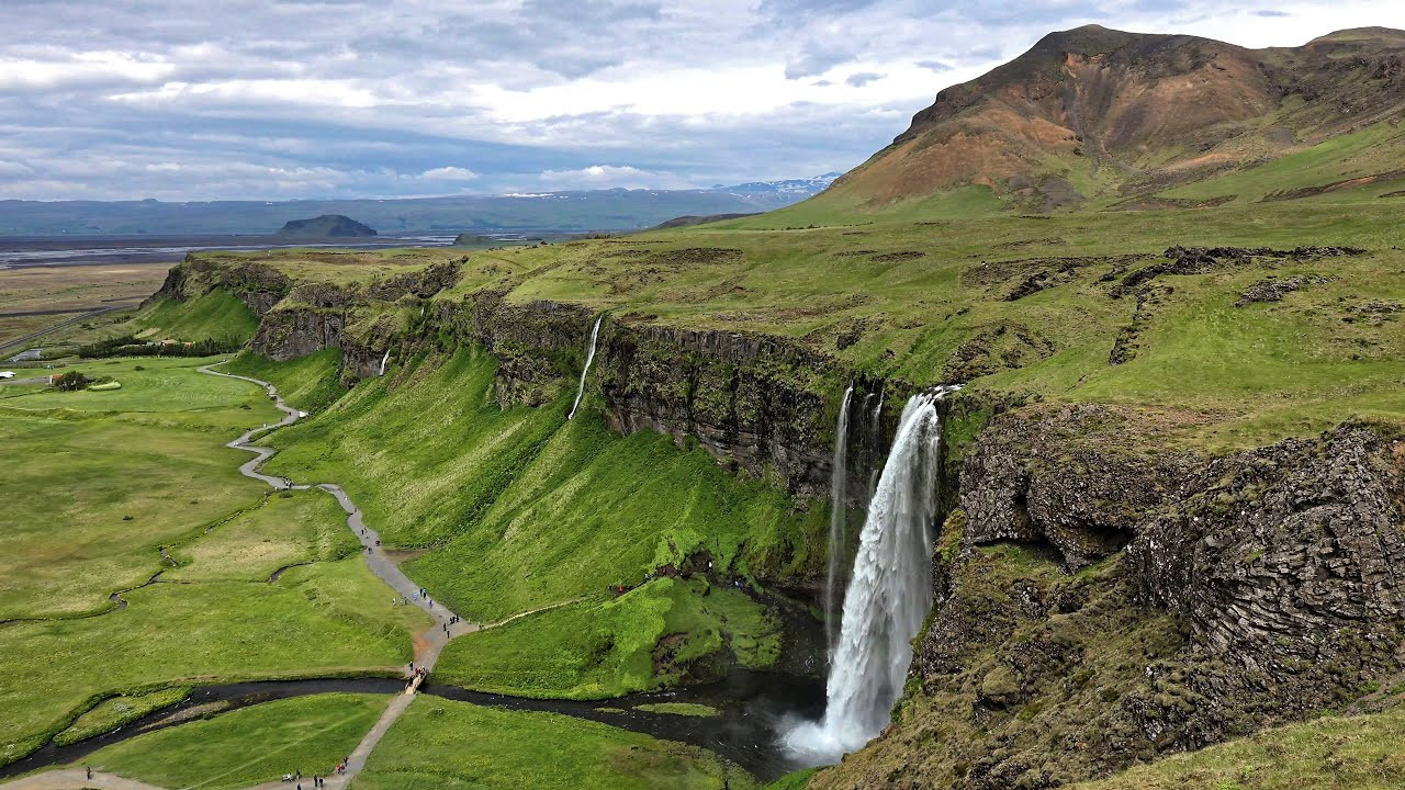 Водопад Сельяландсфосс (Seljalandsfoss), Исландия – фотографии Исландии
