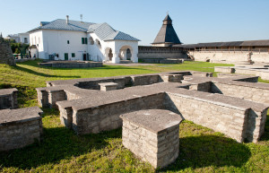Приказные палаты в Пскове возле Кремля. Фото 1 – фотографии России
