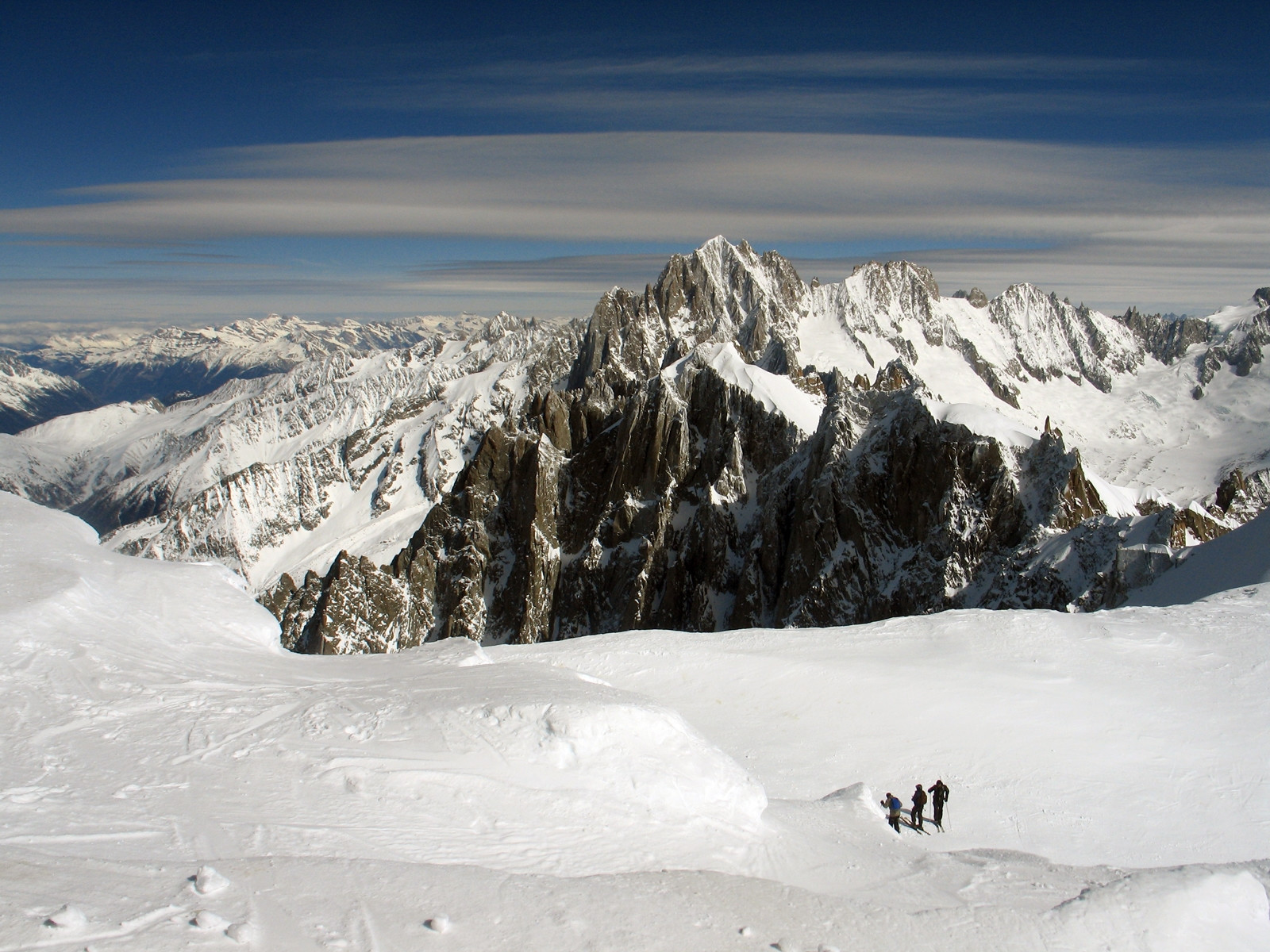 Горные вершины в Ла-Валле Бланш, Франция. Фото 1 – фотографии Франции