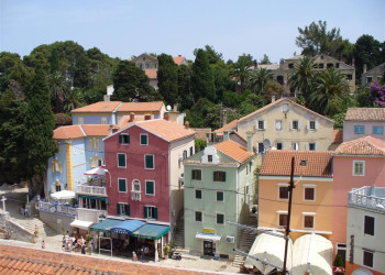 Дома в Вели-Лошинь, Хорватия – фотографии Хорватии