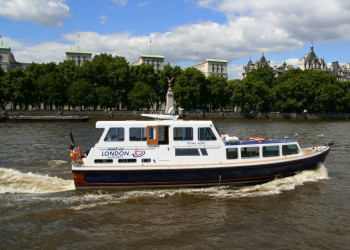 Катер в Великобритании, Лондон – фотографии Великобритании
