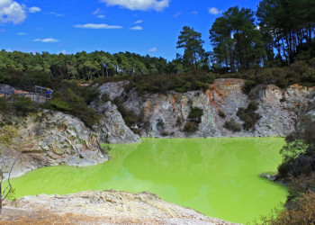 Термальный парк Уаи-О-Тапу (Уаи-О-Тапу), город Роторуа в Новой Зеландии – фотографии Новой Зеландии