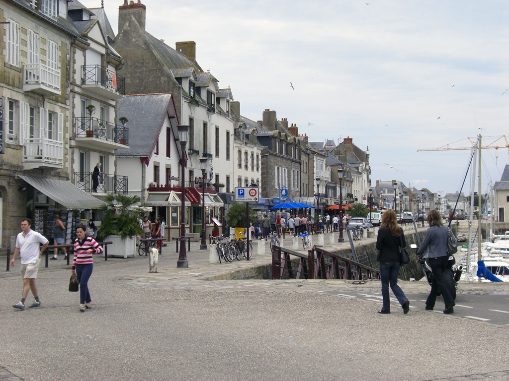 Дома на набережной в Ле- Круазик, Франция. Фото 2 – фотографии Франции
