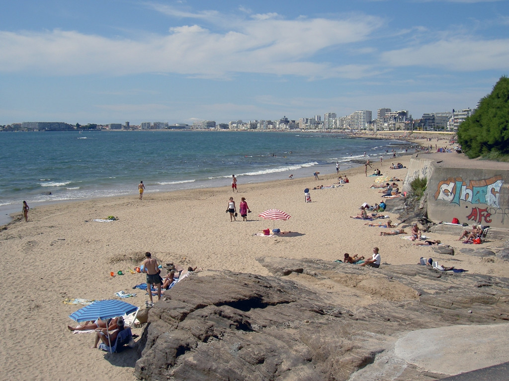 Пляж в Ле-Сабль-д Олон, Франция. Фото 1 – фотографии Франции