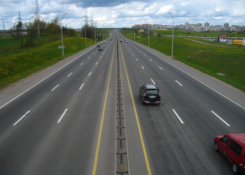 Дорога в Минске, Беларусь – фотографии Беларуси