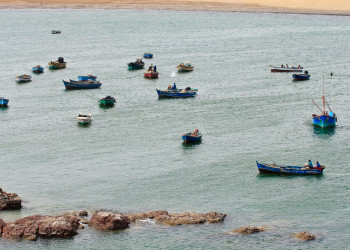 Лодки в Паракасе – фотографии Перу