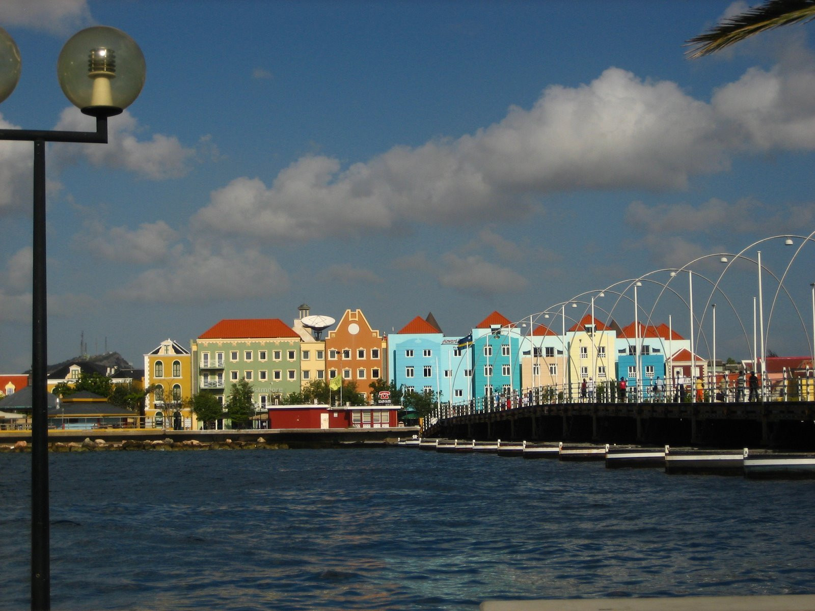 Дома на набережной в Виллемстад, Кюрасао – фотографии Кюрасао