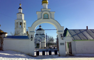 Монастырь в Рыльске, Россия. Фото 1 – фотографии России