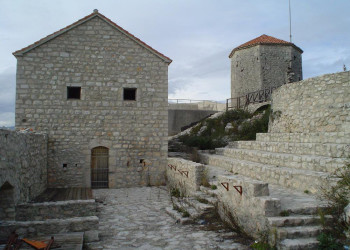 Крепость в Никшич, Черногория. Фото 3 – фотографии Черногории