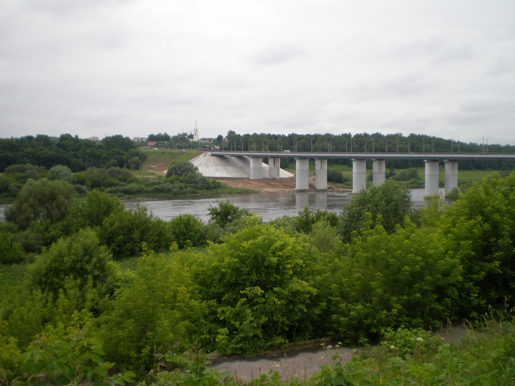 Мост в Калуге, Россия – фотографии России