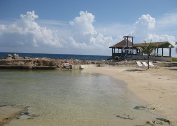 Пляж в Ранэвэй Бэй, Ямайка. Фото 12 – фотографии Ямайки