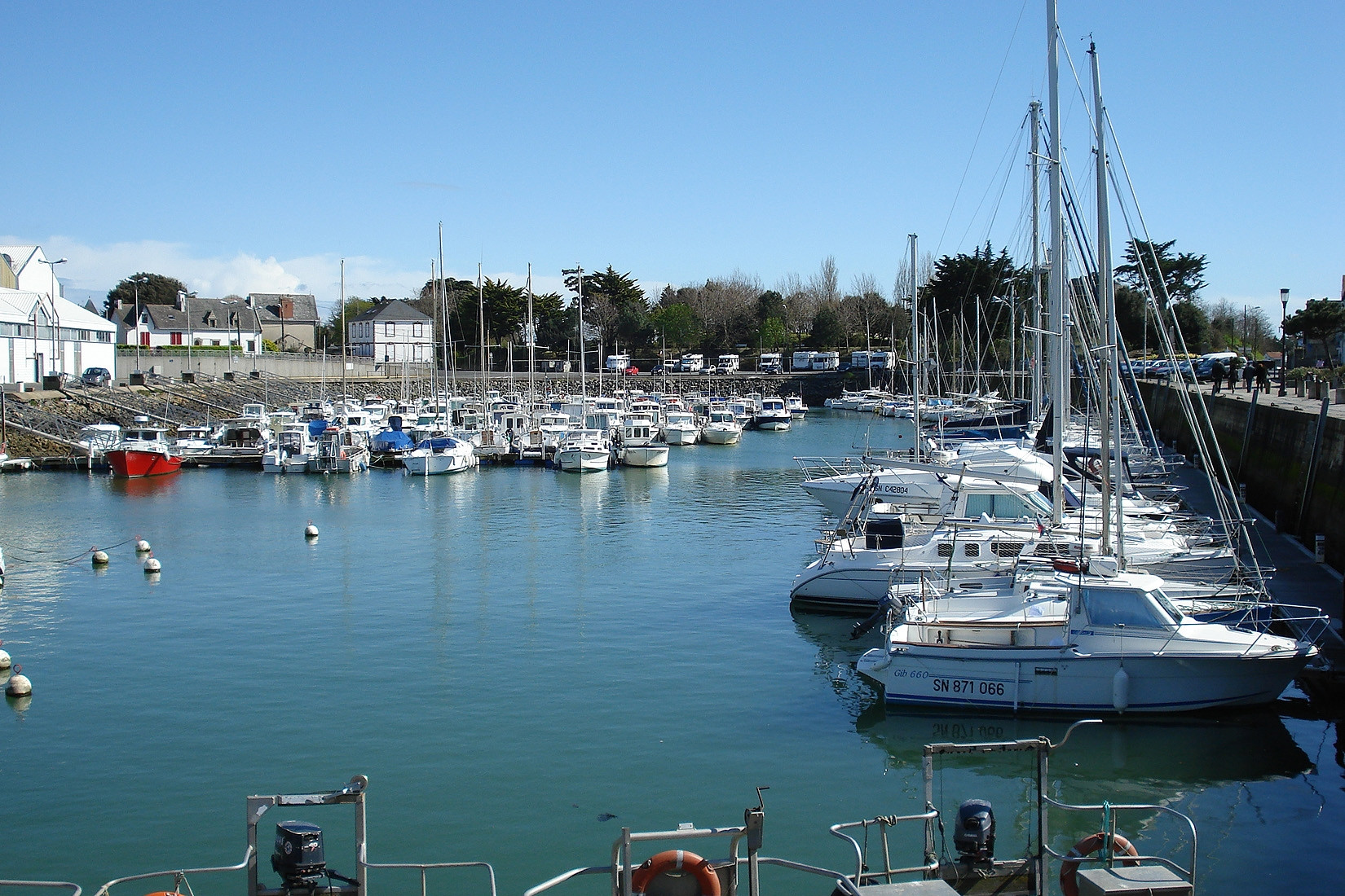 Порт в Ле-Круазик, Франция. Фото 1 – фотографии Франции