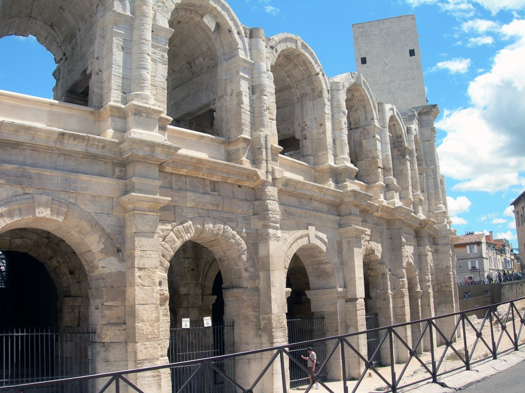 Достопримечательность в Арль, Франция. Фото 3 – фотографии Франции