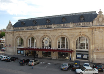 Вокзал в Труа, Франция – фотографии Франции