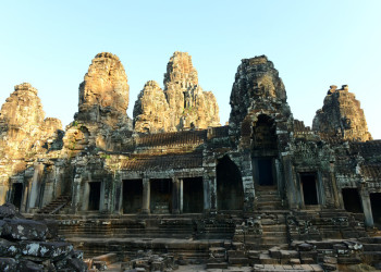 Храм Байон (Bayon) в заповеднике Ангкор, Камбоджа – фотографии Камбоджи