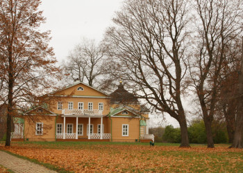 Музей-заповедник «Тарханы» – фотографии России