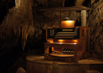 Великий сталактитовый орган (The Great Stalacpipe Organ), Вирджиния, США – фотографии США