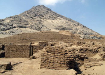 Храм Луны (Huaca de la Luna) – в 6 километрах от Трухильо – фотографии Перу