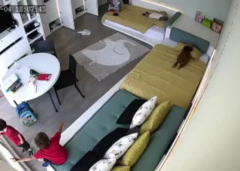 Дети во время взрыва в Бейруте – видео Ливана