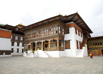 Монастырь Ташичо-дзонг в Тхимпху – фотографии Бутана