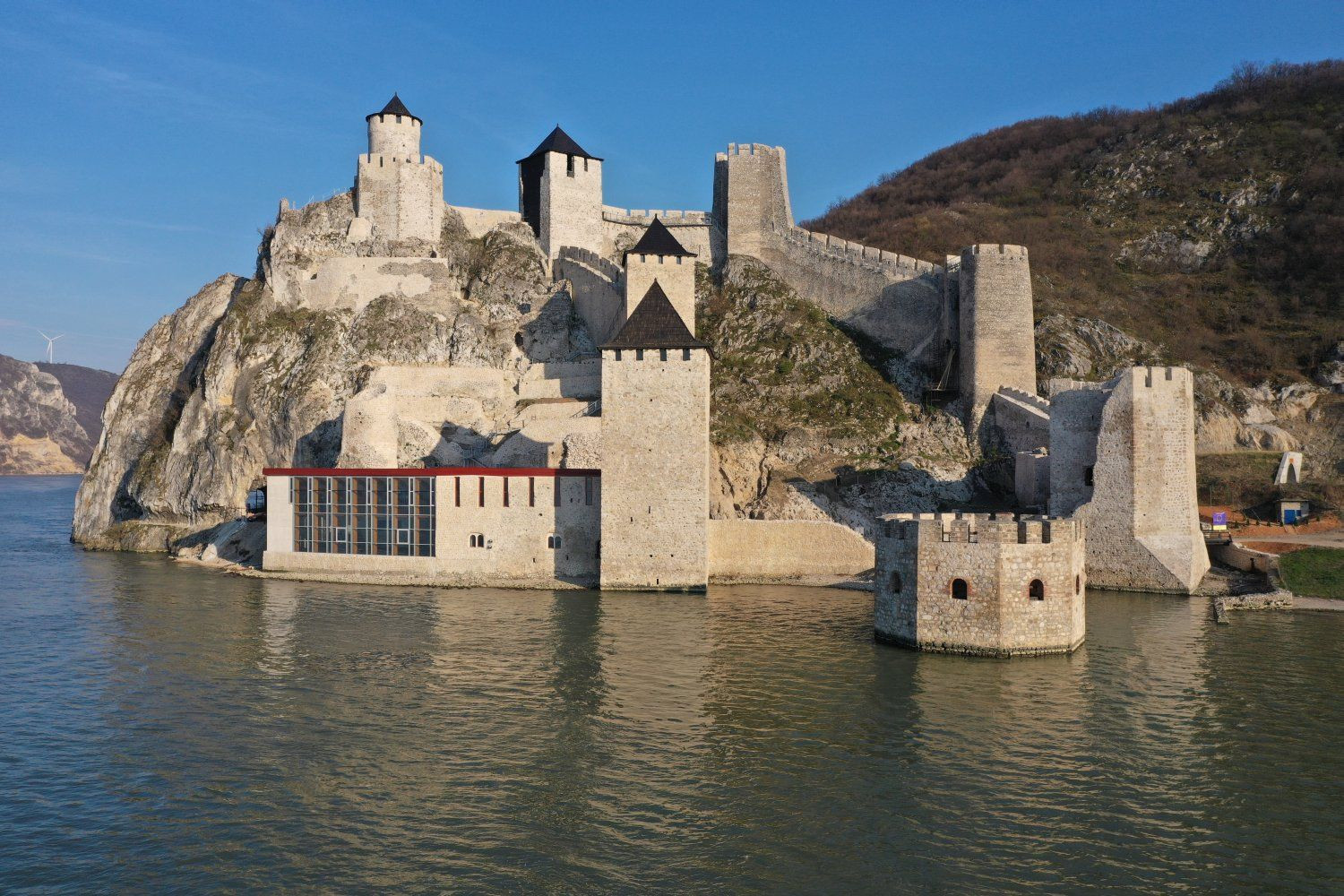 Крепость Голубац 2 – фотографии Сербии