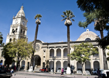 Кафедральный собор (Catedral de Cochabamba) – фотографии Боливии
