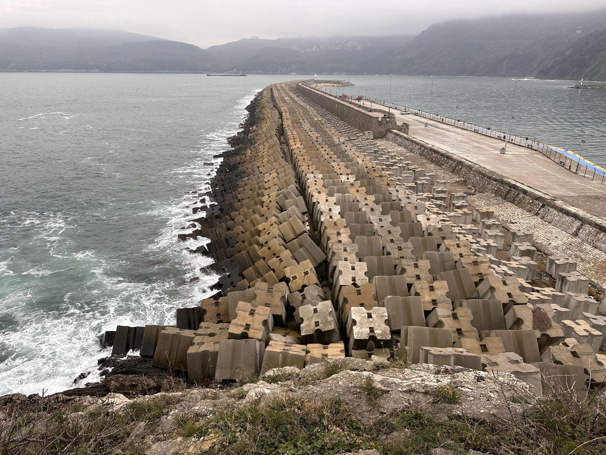 Большой волнорез Амасры