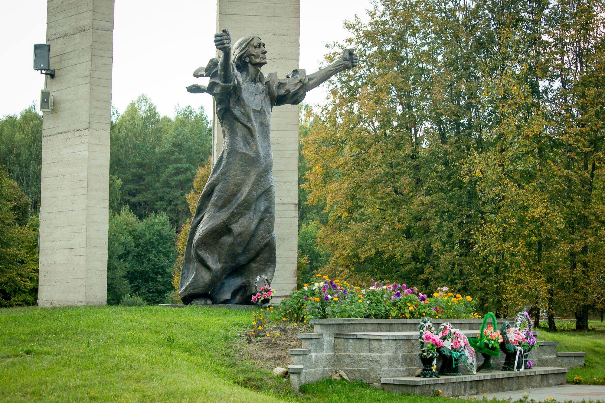 Мемориал «Проклятие фашизму»