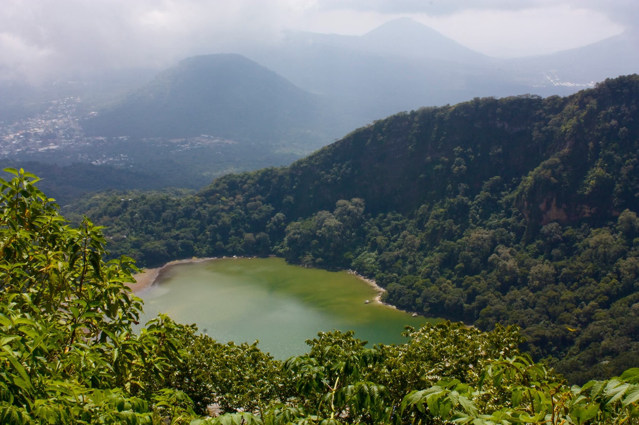 Озеро Алегриа (Laguna de Alegría)