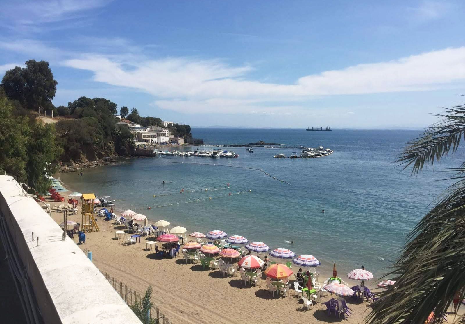 Пляж Резиданс-лес-Пальмире (Plage Les Palmieres) в Аннабе
