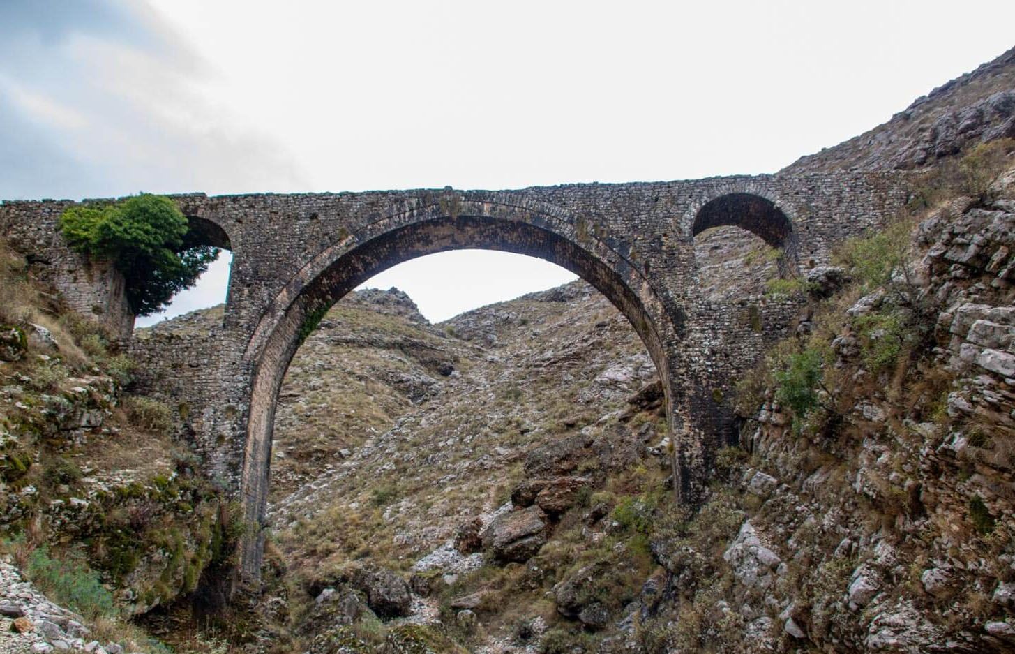Акведук Виро возле Гирокастры
