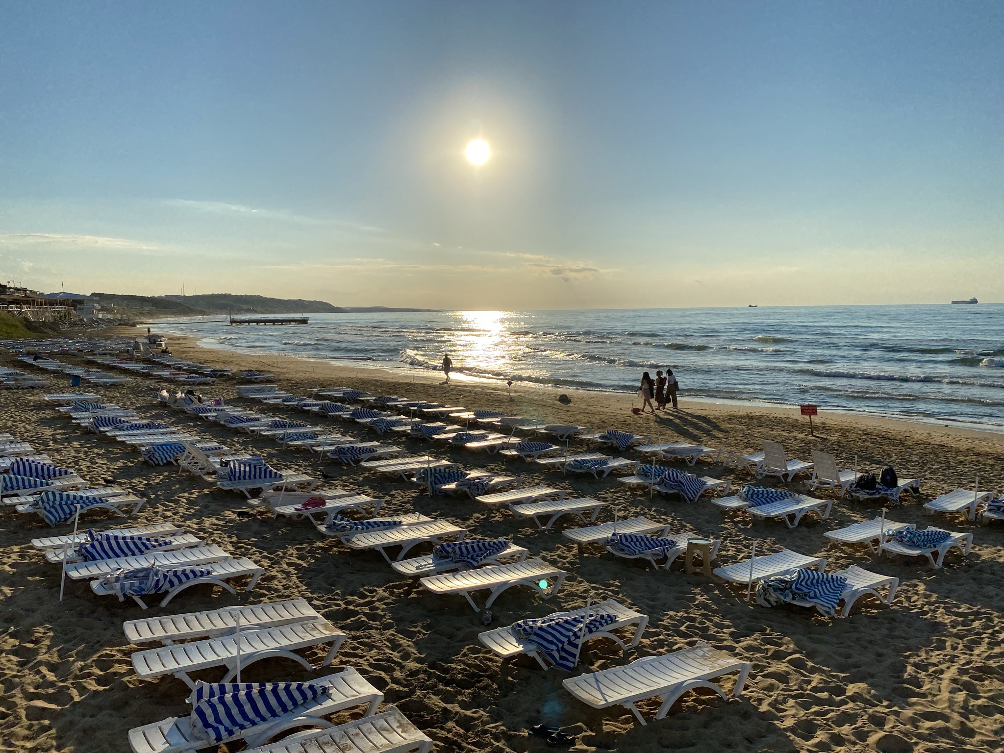 Пляжи Solar Beach и Non-stop beach