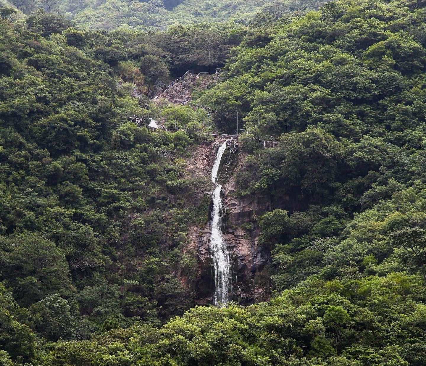 Водопады Эль-Чорро (Cascada El Chorro)