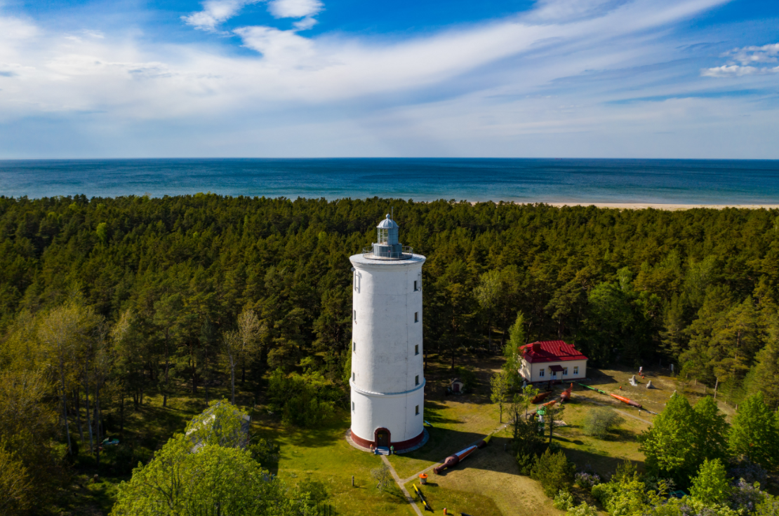 Овишу - самый старый маяк Латвии