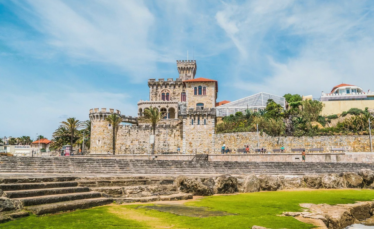 Эшторил – популярный город-курорт в Португалии