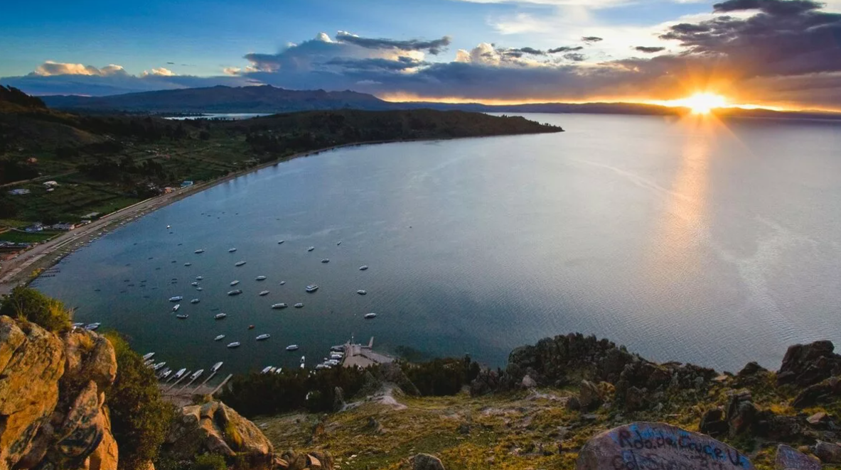 Титикака - таинственное высокогорное пресноводное озеро