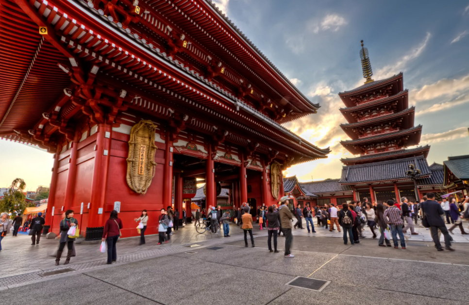 Асакуса — один из кварталов Токио, в специальном районе Тайто