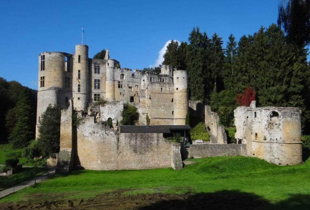 Бофор — архитектурный комплекс в одноименной коммуне на востоке Люксембурга
