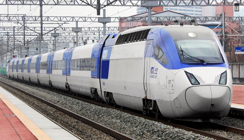 Высокоскоростной поезд в Южной Корее