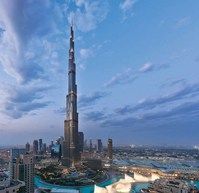Бурдж-Халифа - самое высокое когда-либо существовавшее сооружение в мире