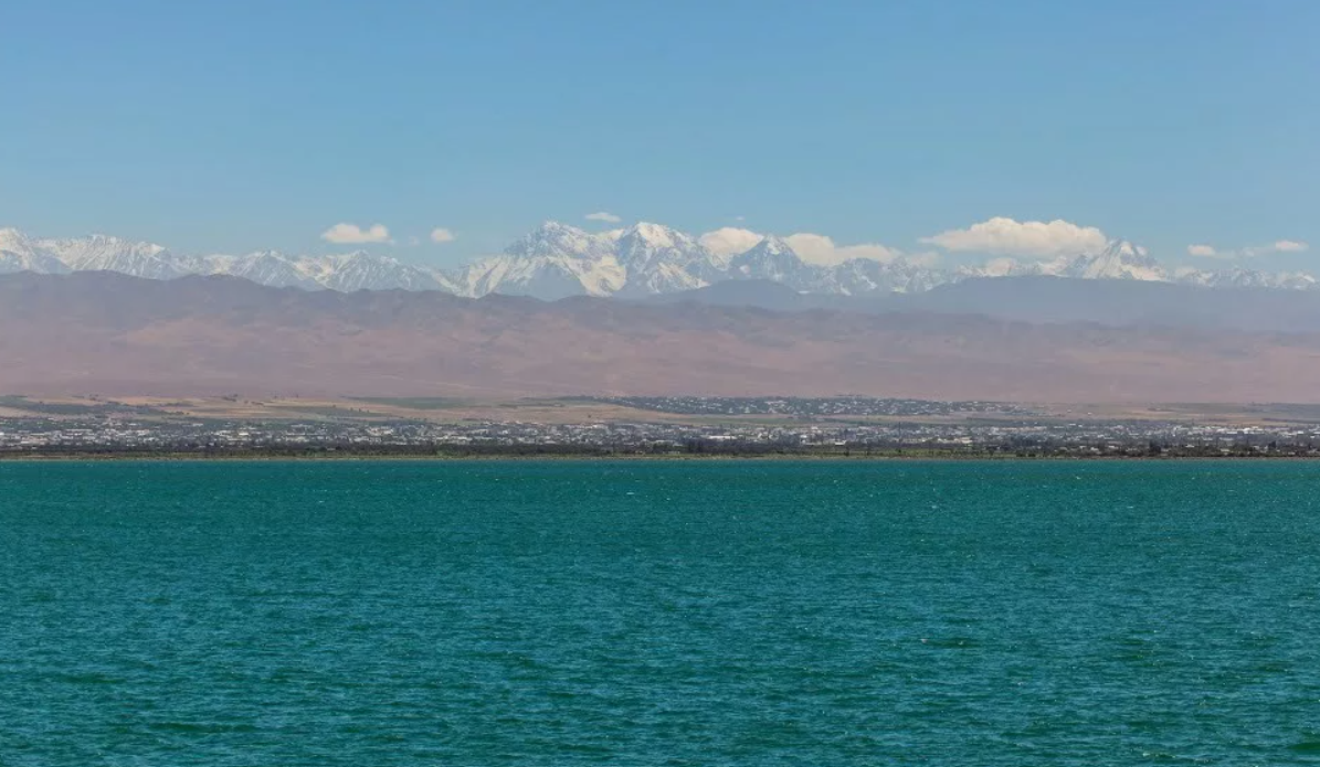 Кайраккумское водохранилище