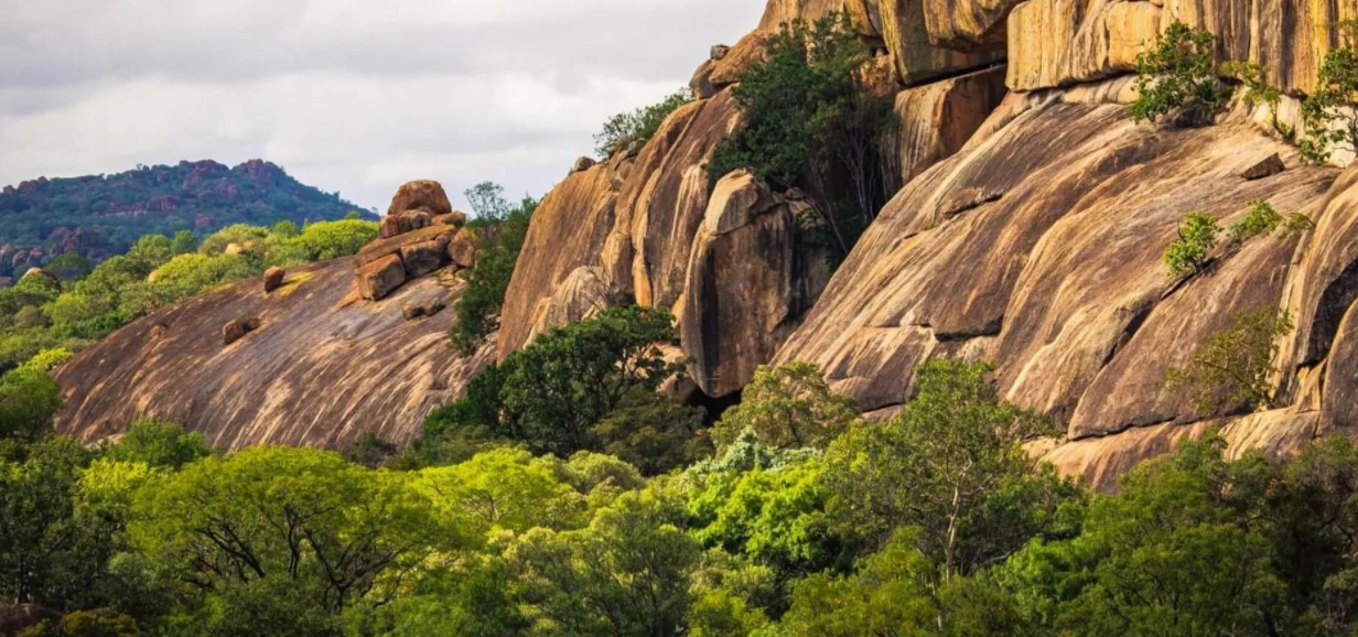 Национальный парк Матобо расположен в южной части Зимбабве