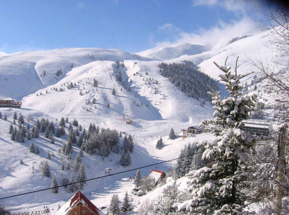 Попова Шапка – центр зимних видов спорта