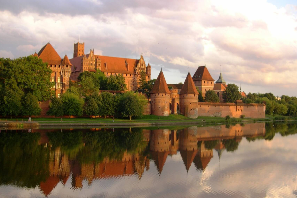 Рёссель — средневековый орденский замок в Пруссии