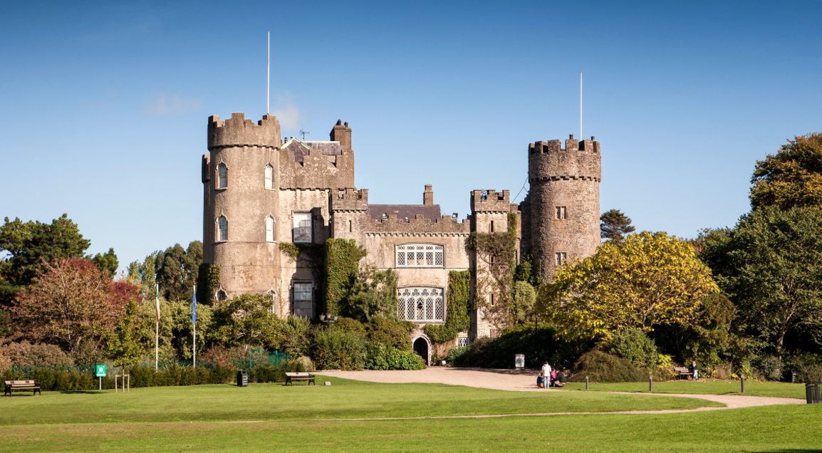 Дублинский замок — главный правительственный комплекс зданий