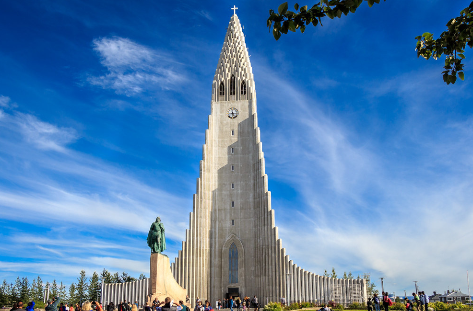 Хатльгримскиркья — церковь в Исландии