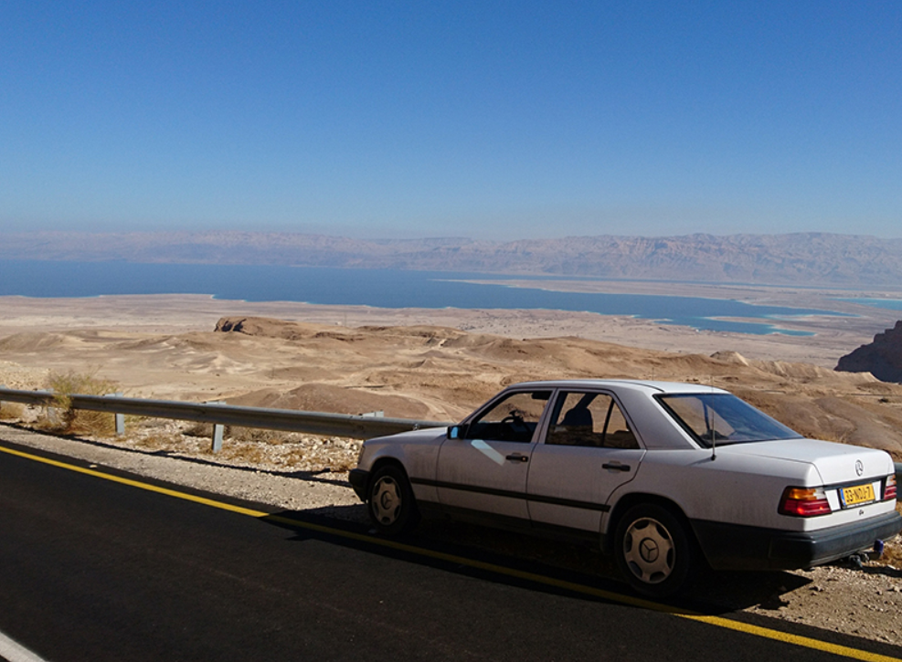 Выгоднее всего брать автомобиль напрокат компанией из трех-четырех человек